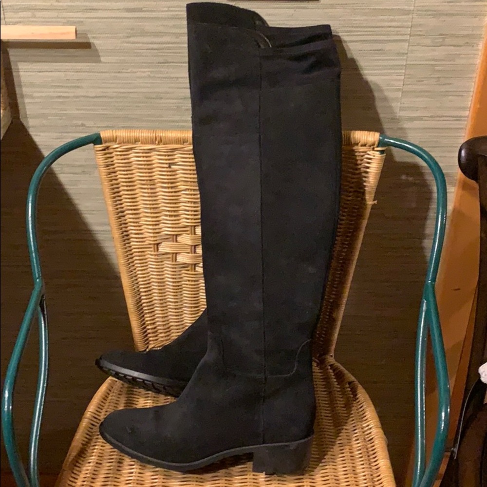 COLE HAAN Boots!